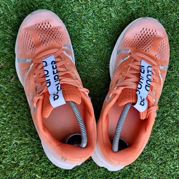 ON CLOUDSURFER - Womens Sneakers - SIZE 7.5 - Picture 7 of 10